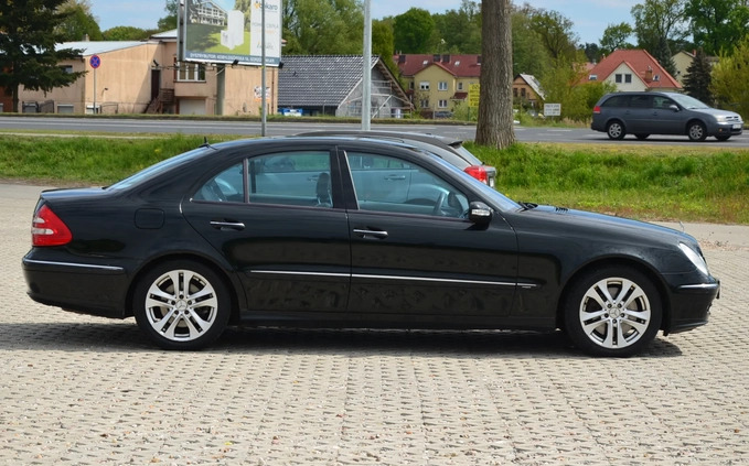 Mercedes-Benz Klasa E cena 25500 przebieg: 280000, rok produkcji 2004 z Marki małe 232